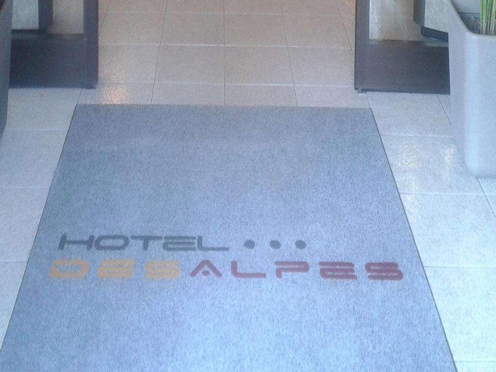 Hotel Des Alpes Rosta Екстер'єр фото